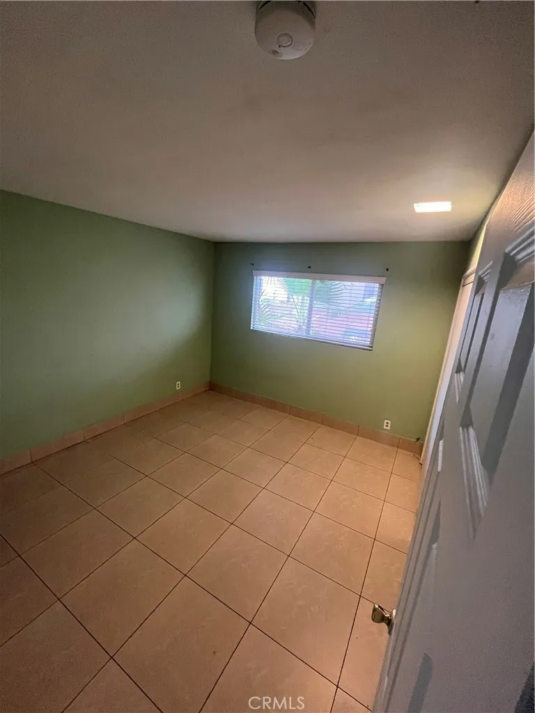 2742 Conejo, San Bernardino, California 92404 — photo 5