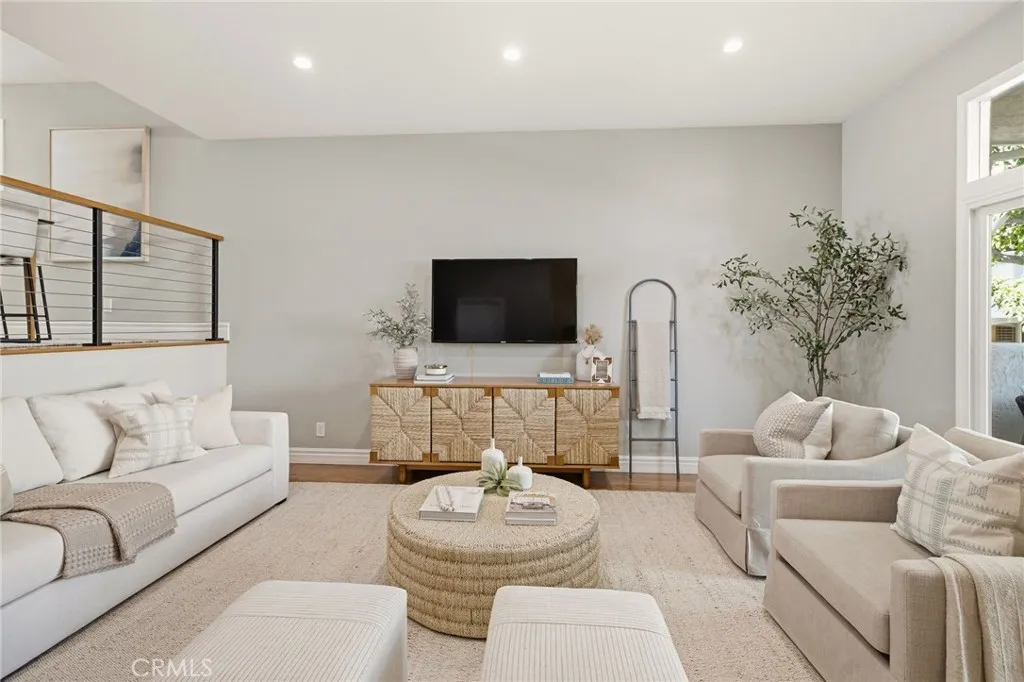 437 2nd, Hermosa Beach, California 90254 — photo 4