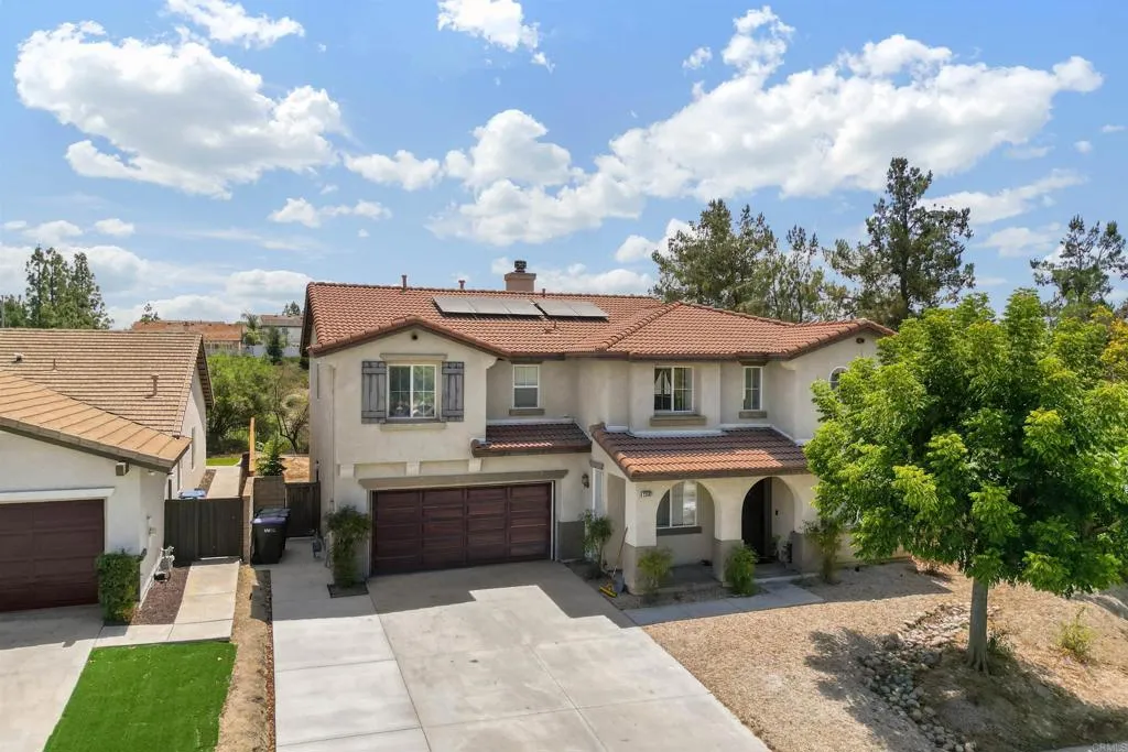 23587 Taft Ct