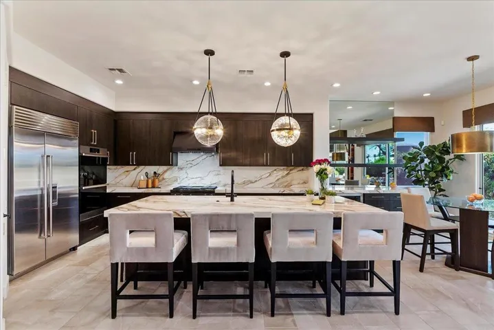 13-Kitchen