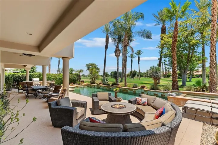 35-Covered Patio