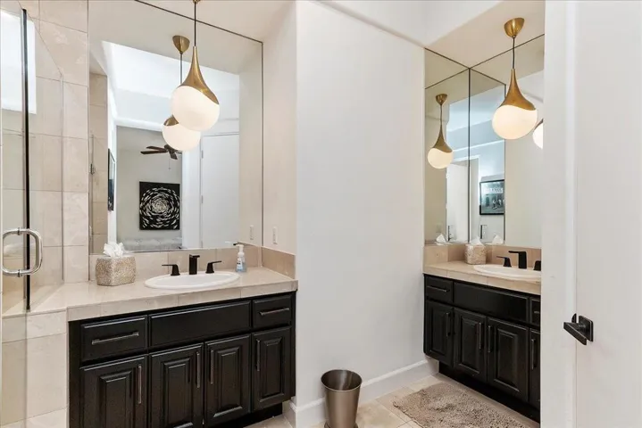 30-Bathroom 3