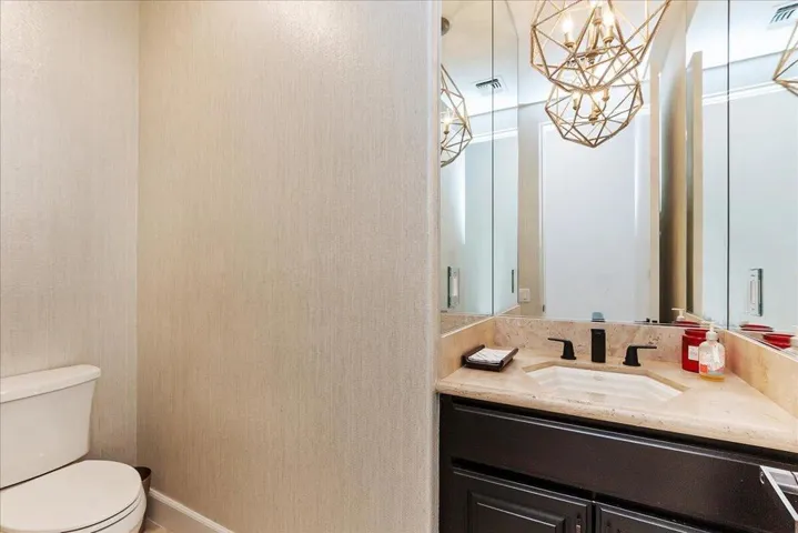 19-Powder Room
