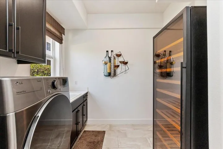 32-Laundry Room