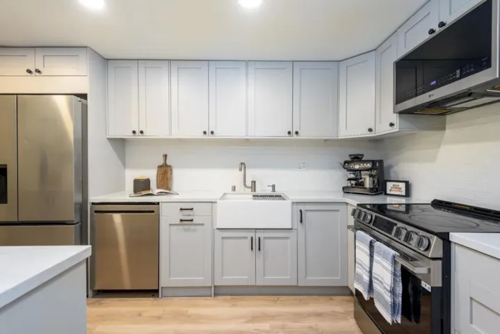1100 Sharon Park Drive 13, Menlo Park, California 94025 — photo 4