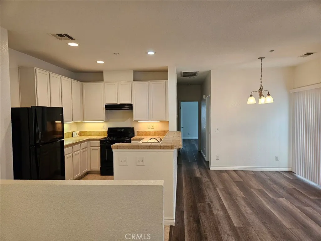 7331 Shelby Place 121, Rancho Cucamonga, California 91739 — photo 4