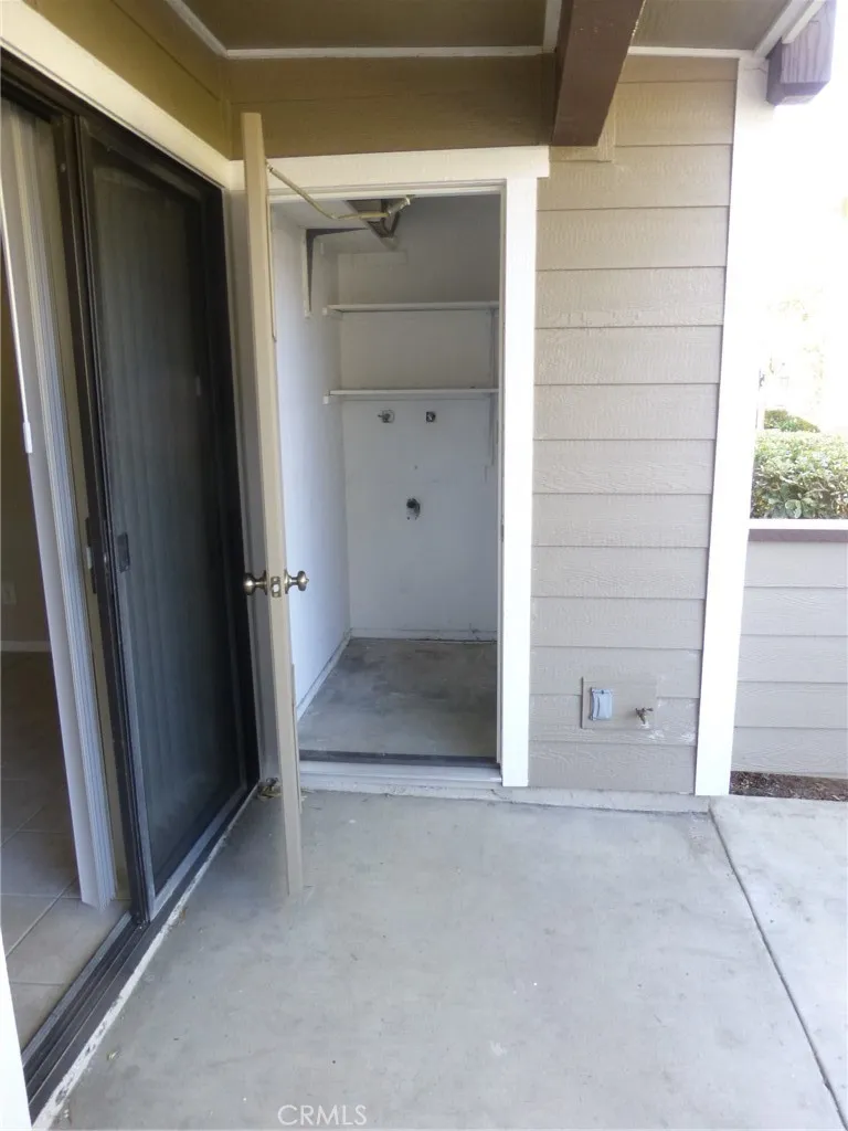 patio access to utility room