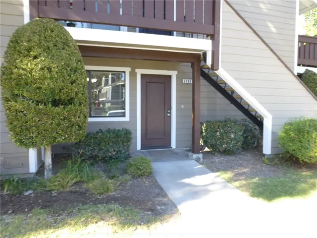 Lower unit entry