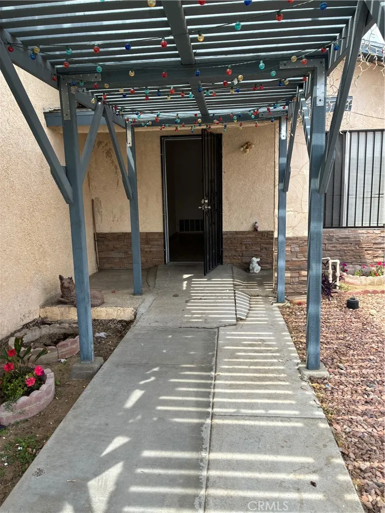 13045 La Mesa