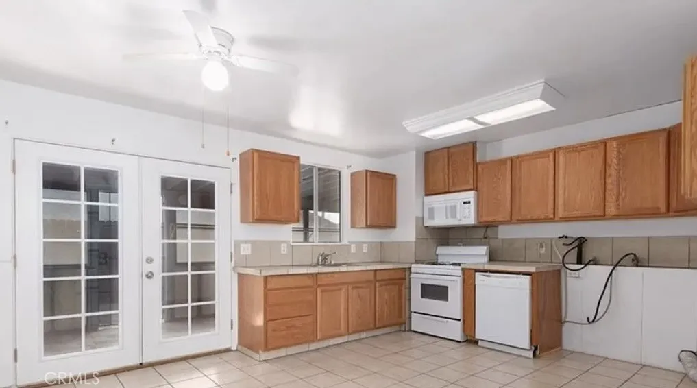 13045 La Mesa, Desert Hot Springs, California 92240 — photo 4