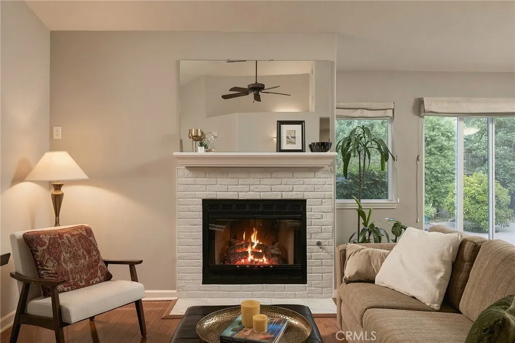 Living Room. Virtual flames for aesthetics. Living Room. Virtual flames for aesthetics.