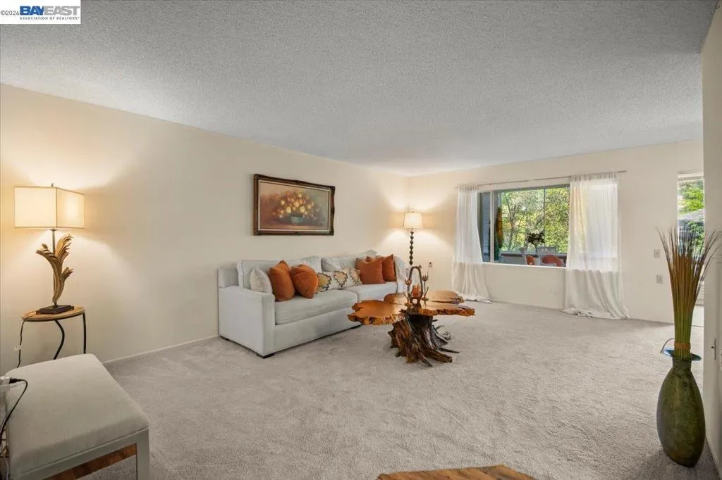 3441 Tice Creek Rd 4, Walnut Creek, California 94595 — photo 4