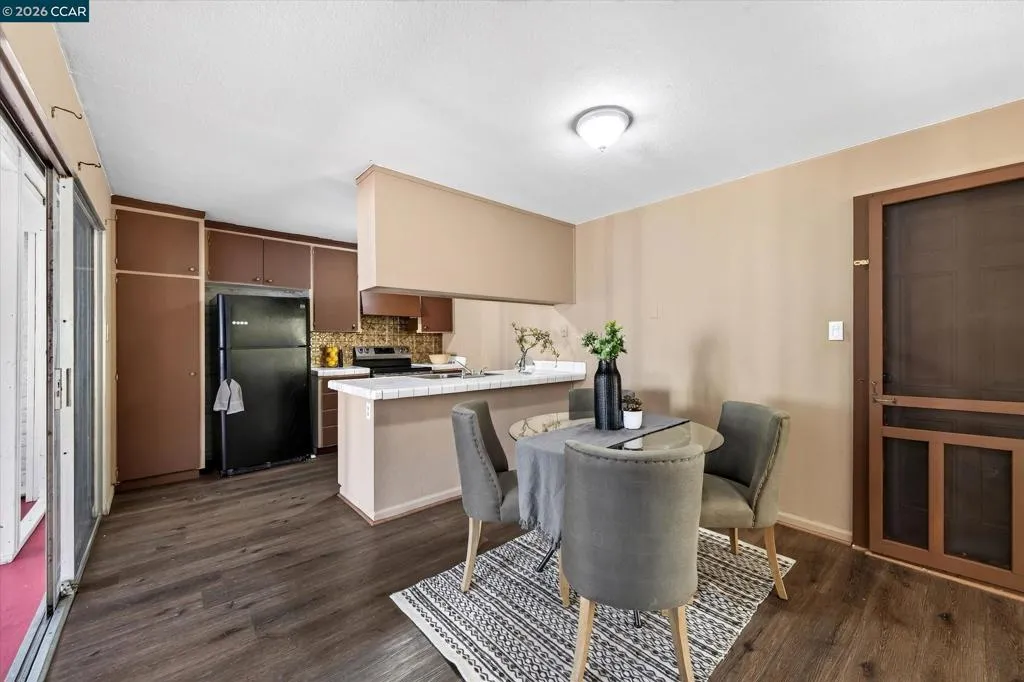Dining to Kitchen Areas