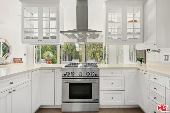 449 Westbourne Drive, West Hollywood, California 90048 — photo 4