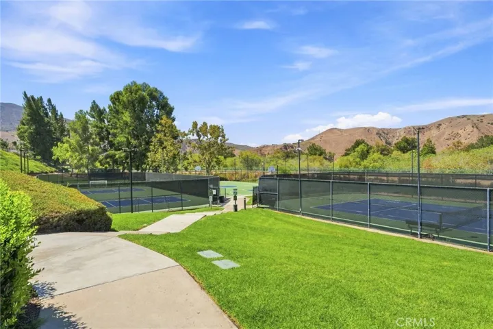 Beautiful resort amenities at Guard-gated Green River