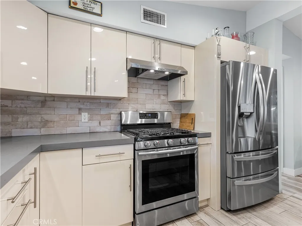 8811 Canoga 417, Canoga Park, California 91304 — photo 5
