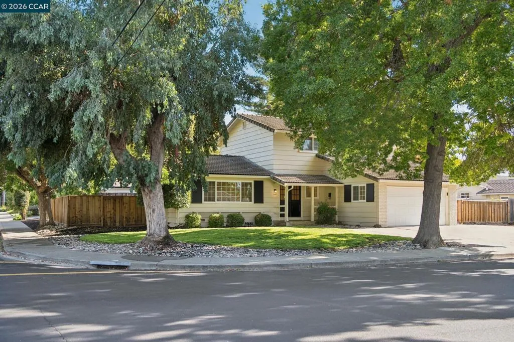 3485 Peachwillow Ln