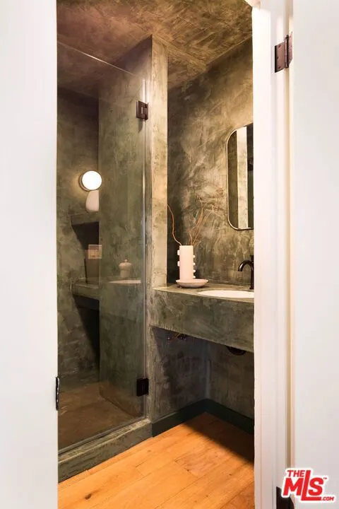 ¾ Bath