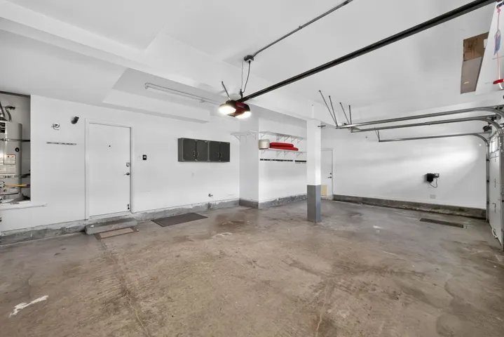 Oversize 3 car garage with side yard access