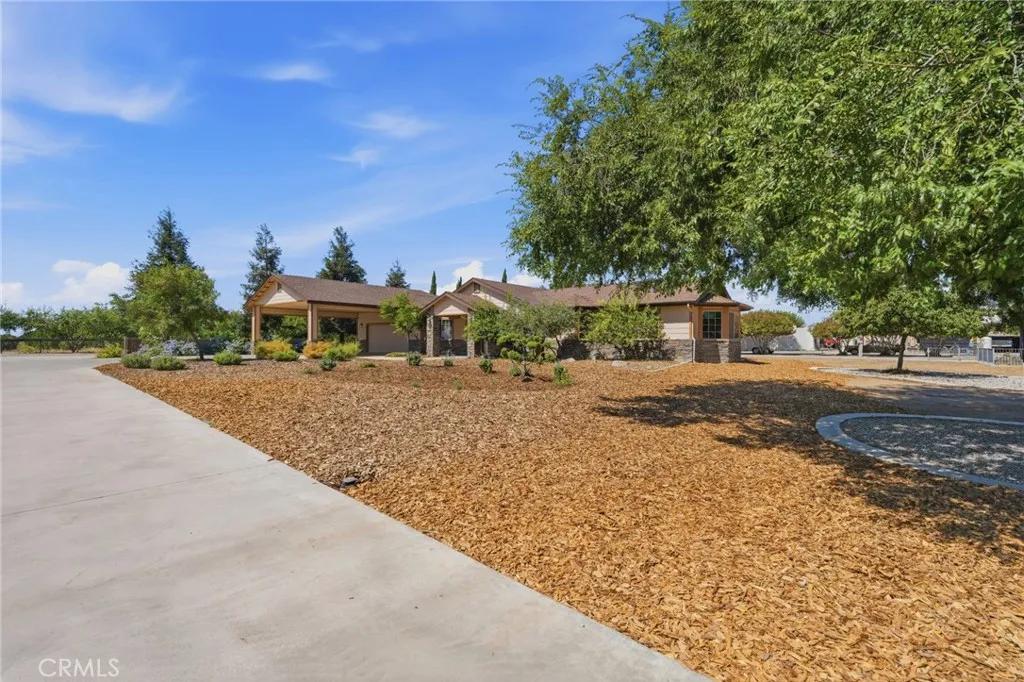 597 Crawford, Porterville, California 93257 — photo 4