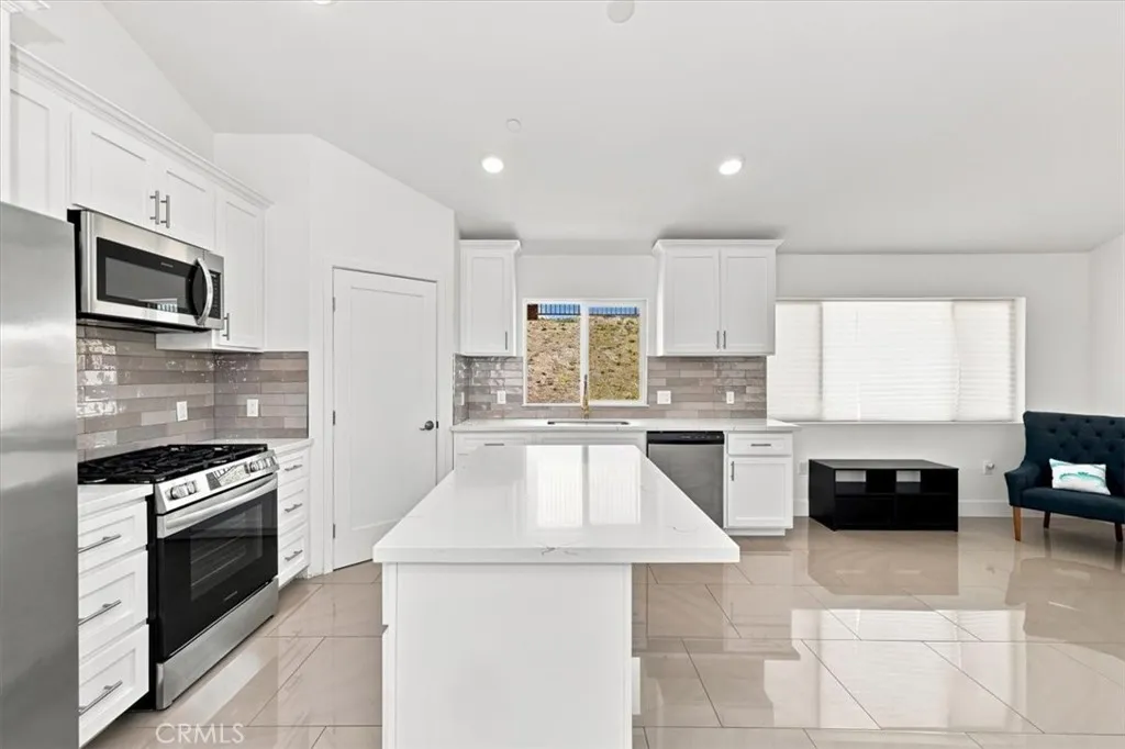 Casita/ADU-kitchen