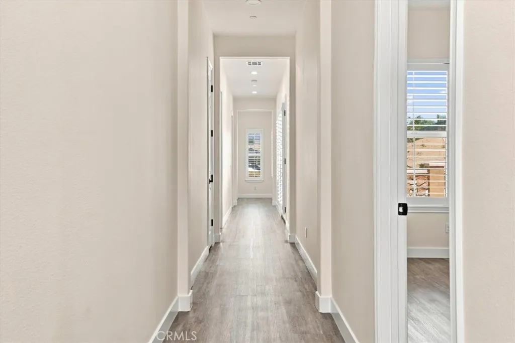 Hallway to bedrooms