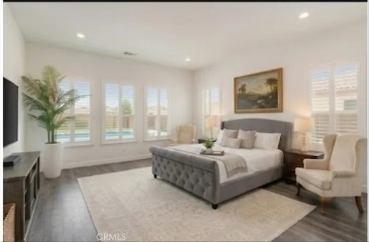 Virtually enhanced -primary suite