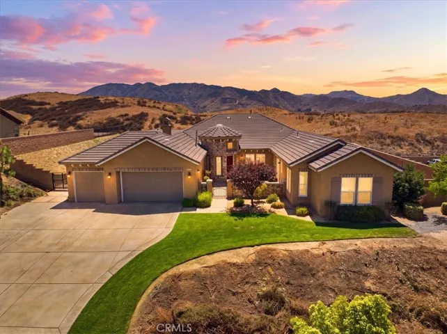 Sunset-Front Exterior