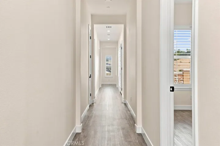 Hallway to bedrooms