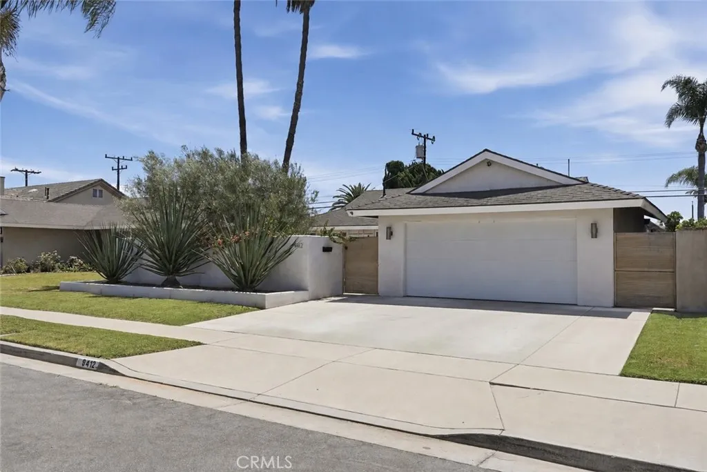 9412 Nautilus Dr
