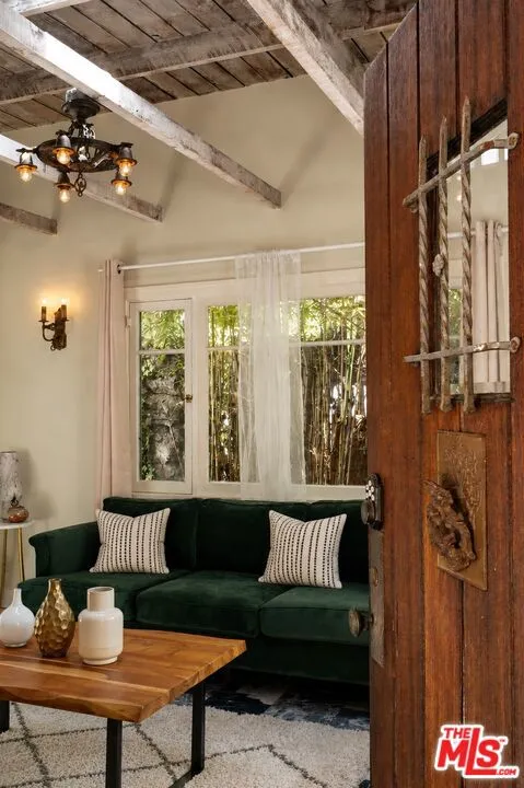 8060 Woodland Lane, Los Angeles, California 90046 — photo 4
