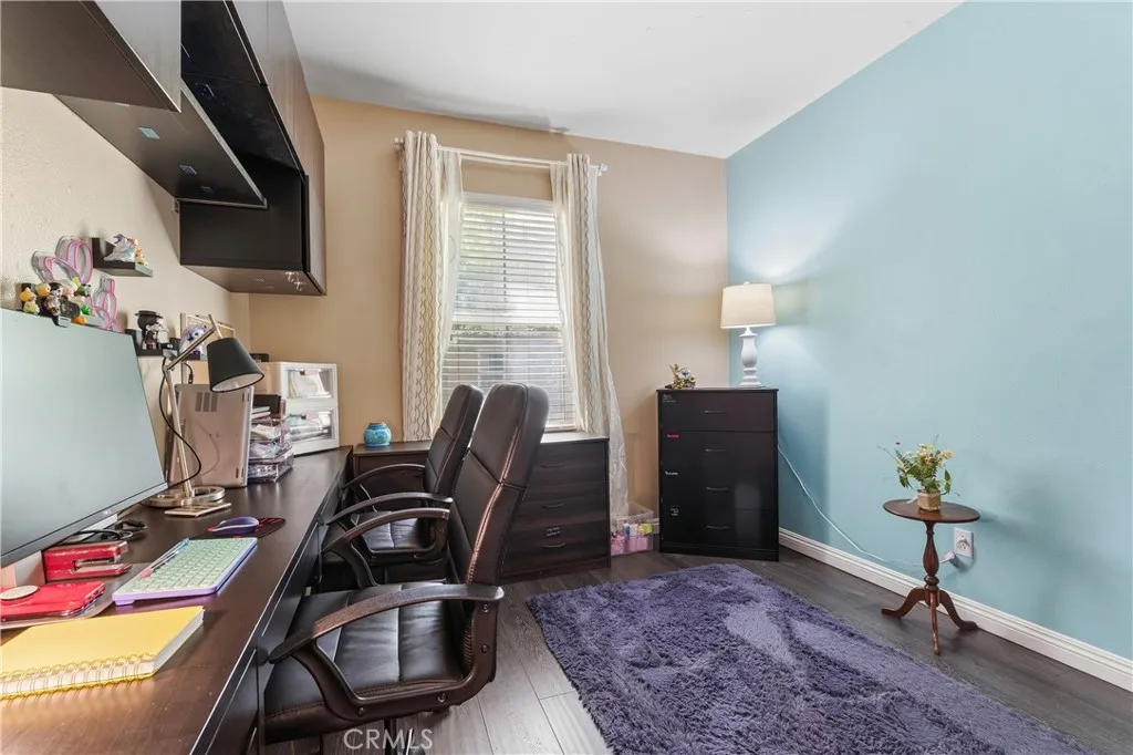 Bedroom 2-Office Bedroom 2-Office