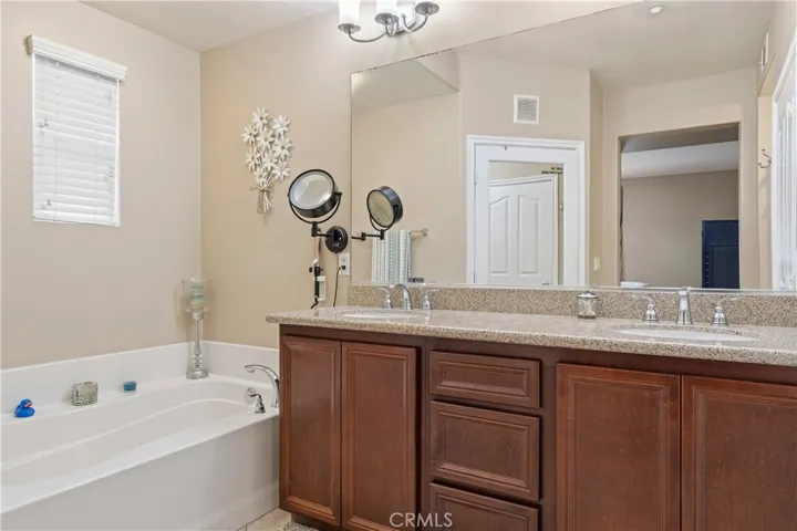 Master Bathroom-Bath Tub-Dual Sinks