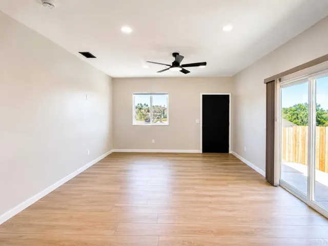263 Hannalei Drive, Vista, California 92083 — photo 5