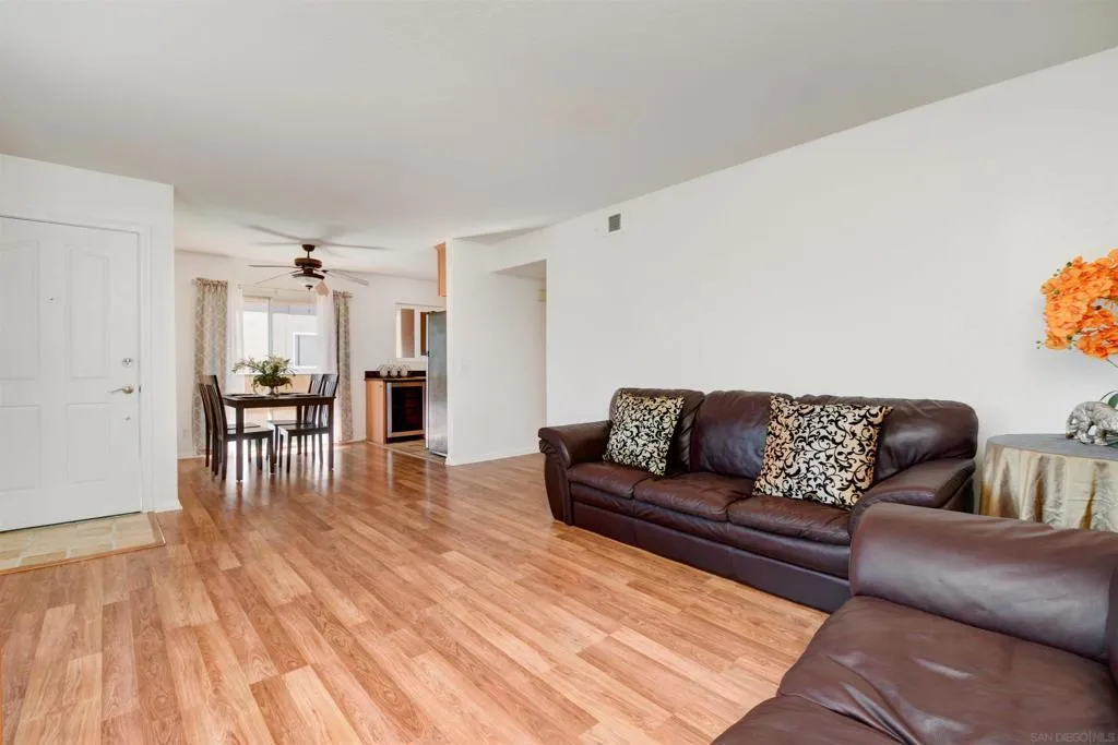 526 Calle Montecito 140, Oceanside, California 92057 — photo 4