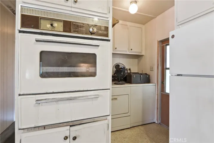 Oven