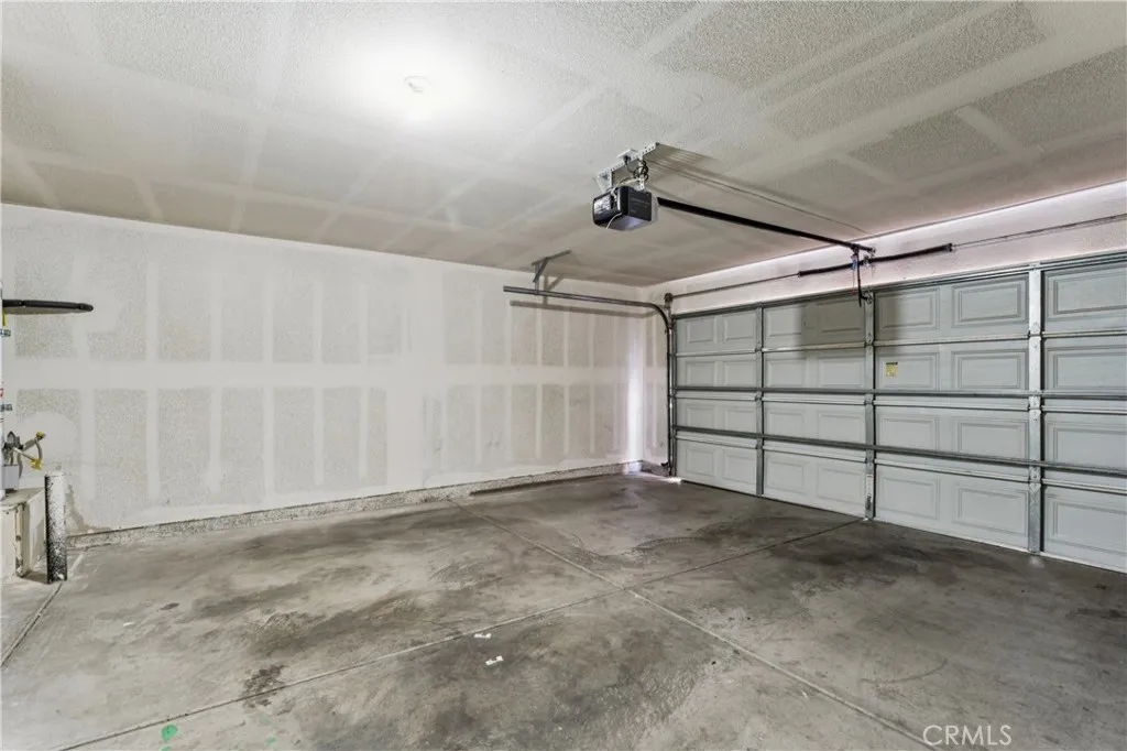 Garage Garage