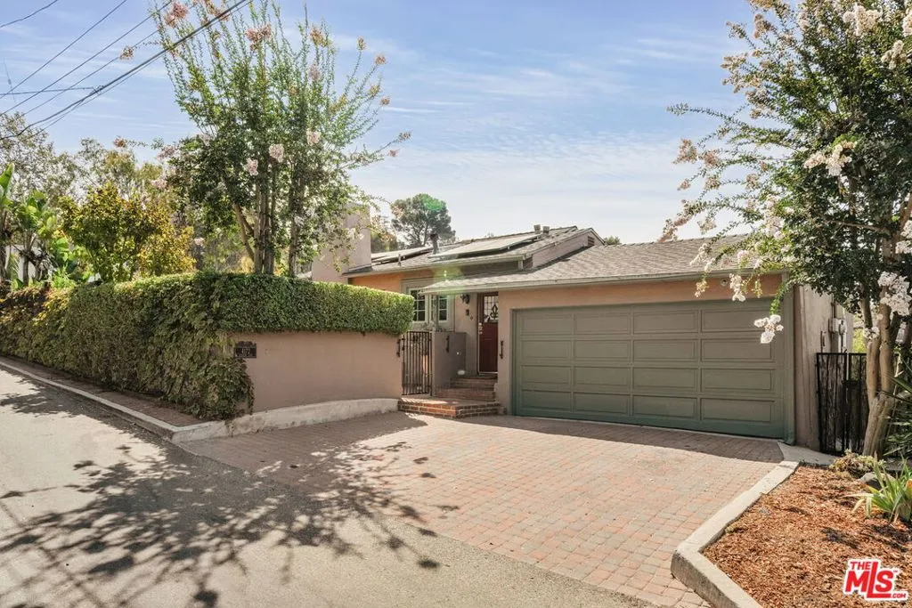 4172 Sea View Ln