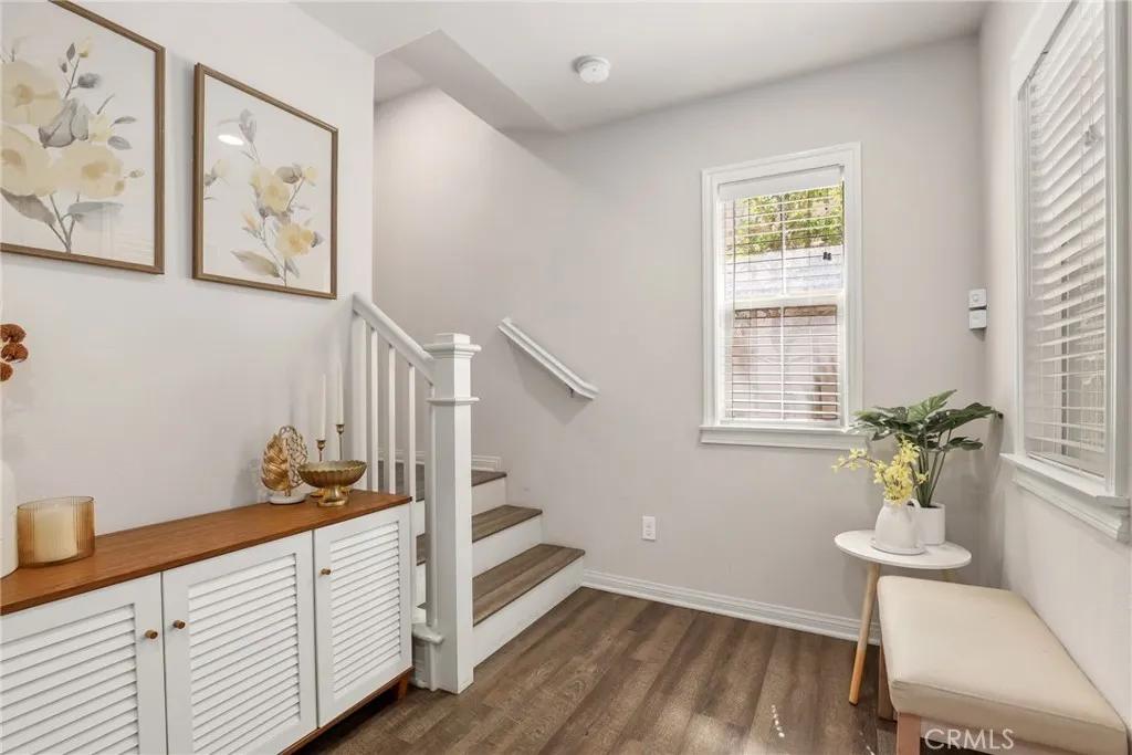 14104 W Birch Lane, Van Nuys, California 91405 — photo 5