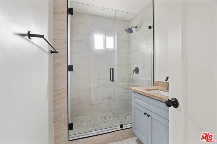 616 Sunset Avenue C, Venice, California 90291 — photo 4