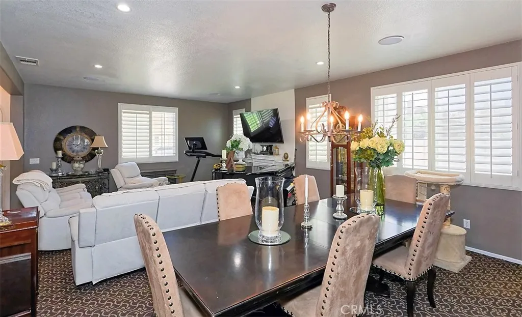 14911 Sunset Gardens Court, Victorville, California 92394 — photo 4