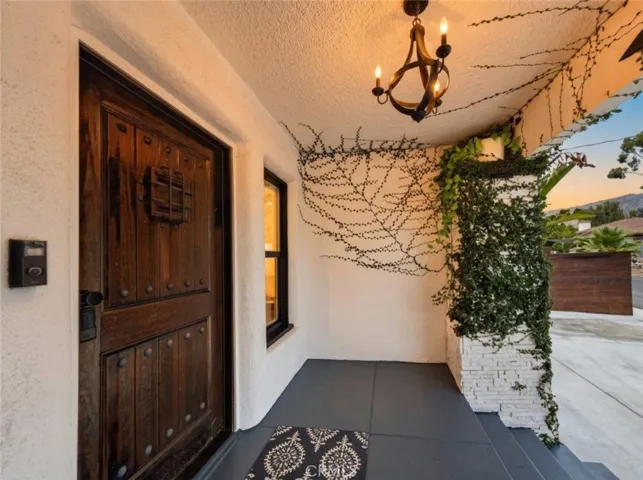 10617 Vanora Drive, Sun Valley, California 91040 — photo 4