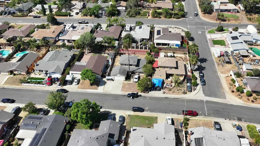 1057 Camellia St, Escondido, California 92027 — photo 4