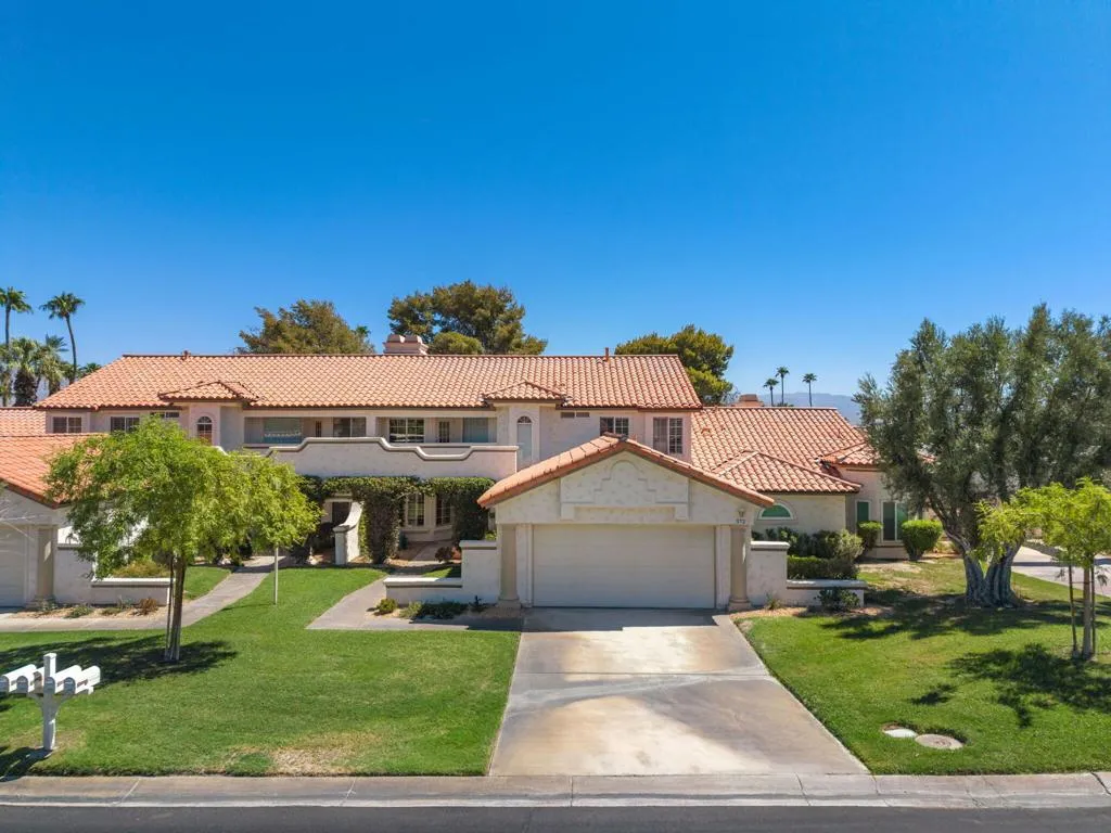 372 Muirfield Drive, Palm Desert, California 92211 — photo 4