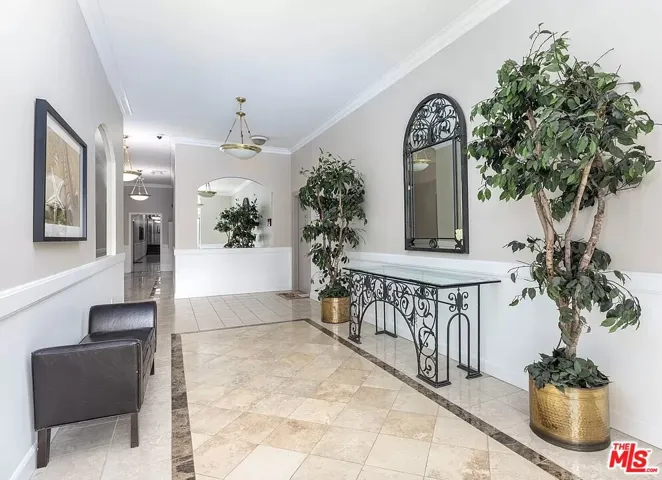 511 San Vicente Boulevard 107, Santa Monica, California 90402 — photo 5