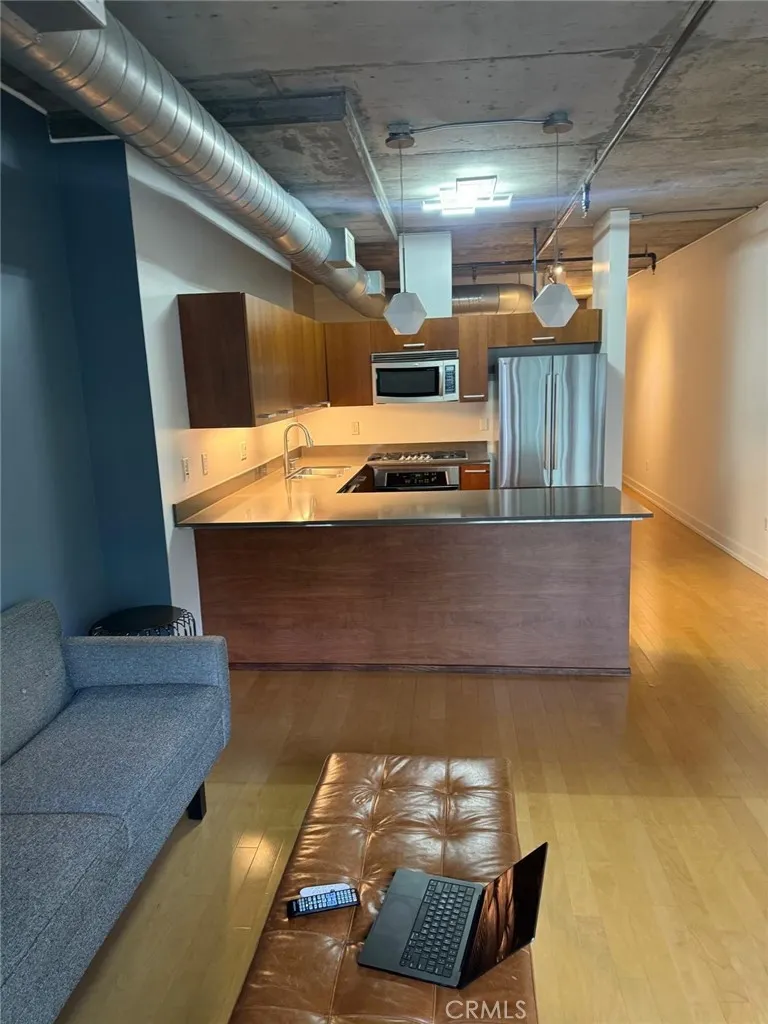 645 W 9th 425, Los Angeles, California 90015 — photo 5