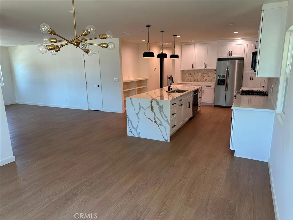 2529 W 73rd, Los Angeles, California 90043 — photo 4