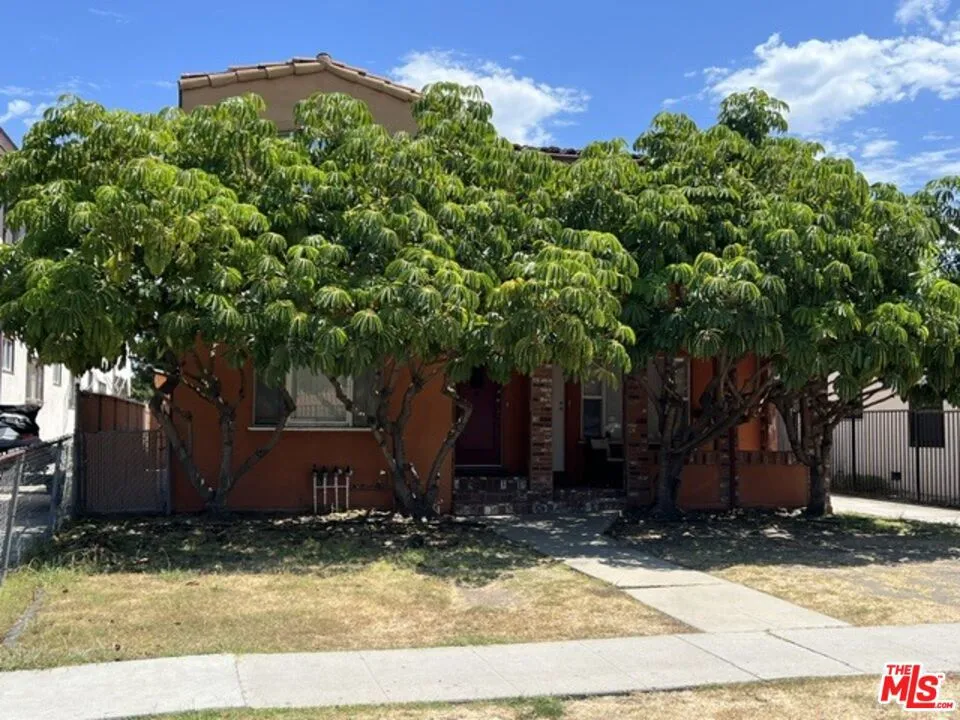 1610 Hauser Blvd