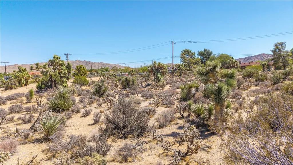 58323 Lisbon Drive, Yucca Valley, California 92284 — photo 4