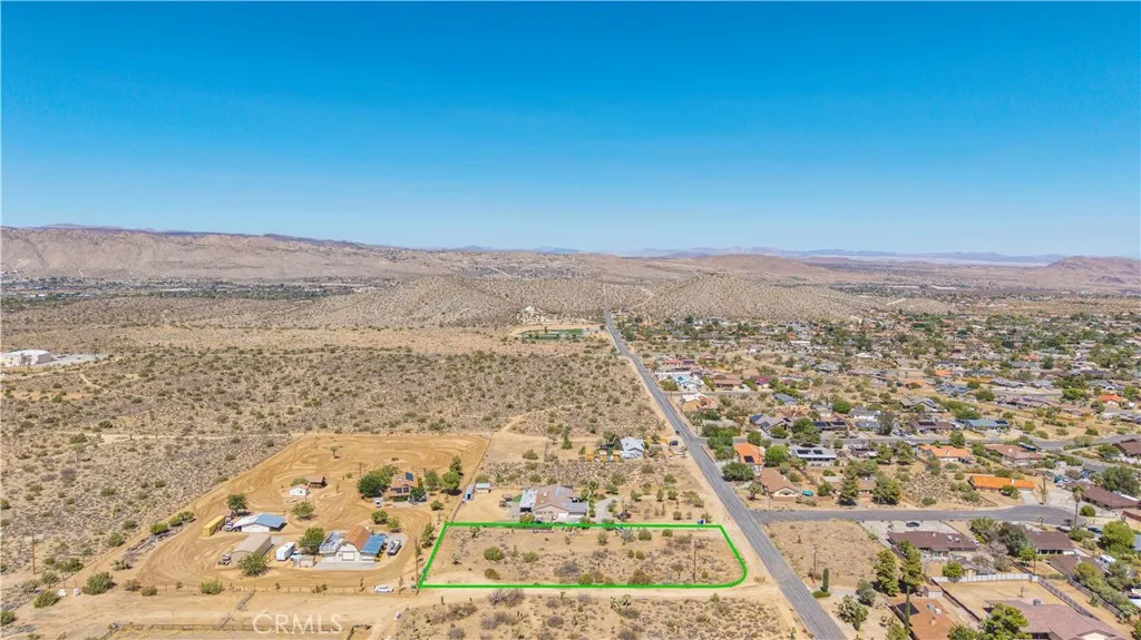 8804 Warren Vista Avenue, Yucca Valley, California 92284 — photo 4